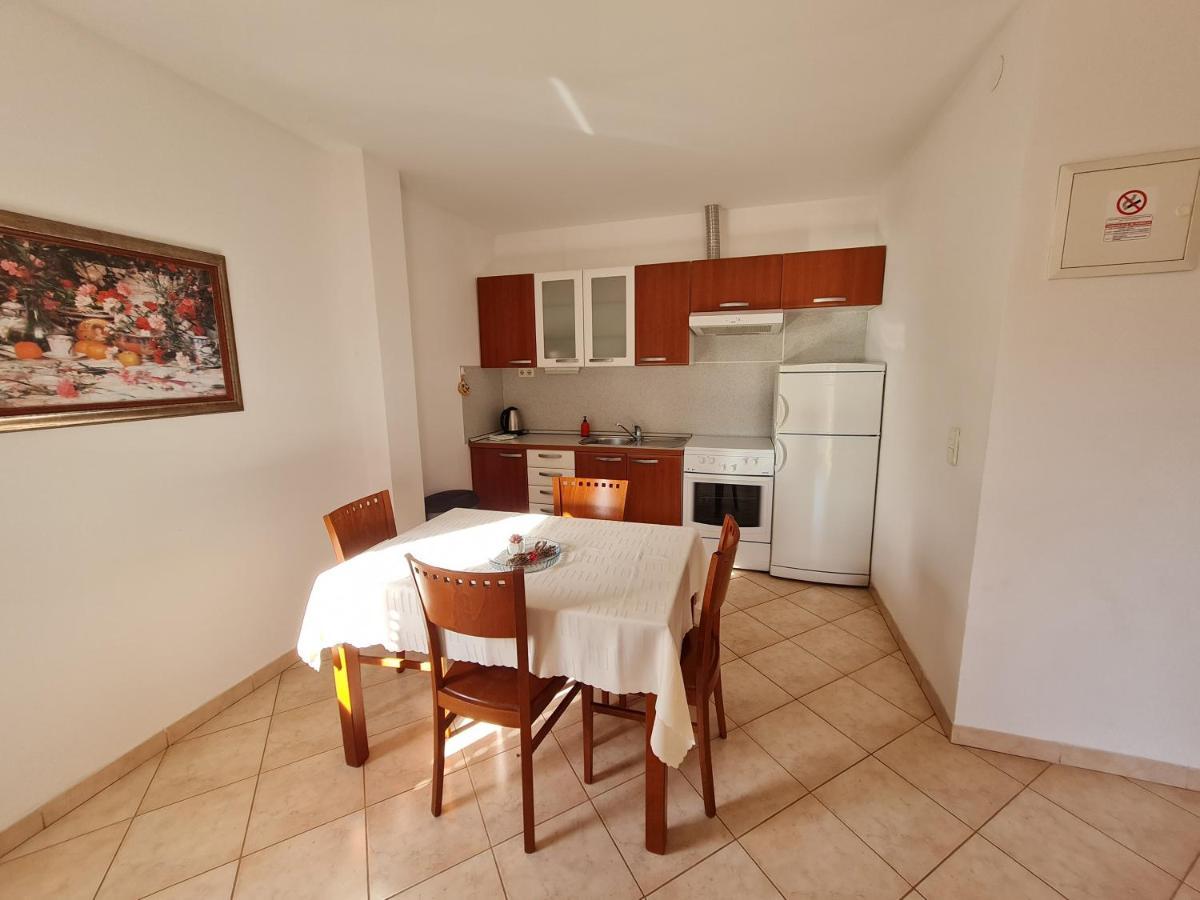 Apartments Spert Umag Exterior photo
